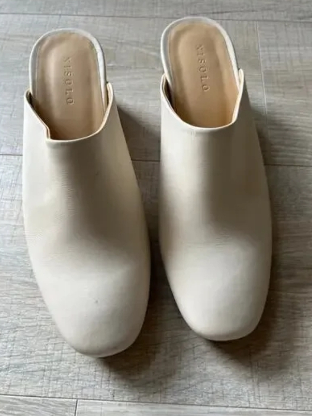 Nisolo Cream Slip-On Leather Mules